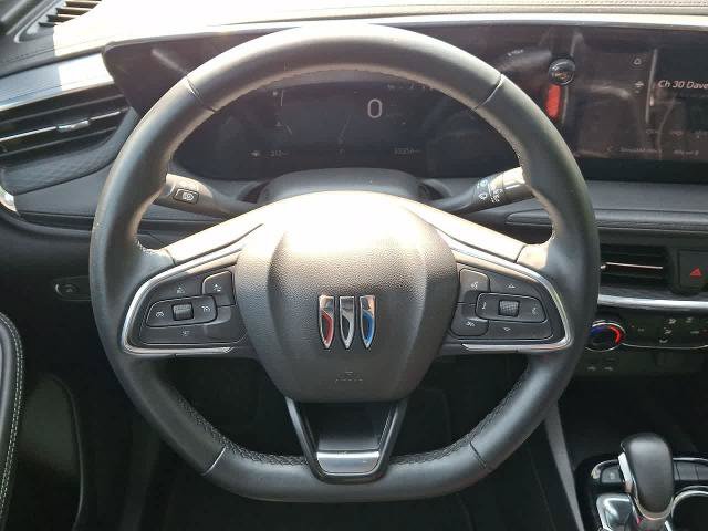 Used 2024 Buick Encore GX Sport Touring FWD image 22