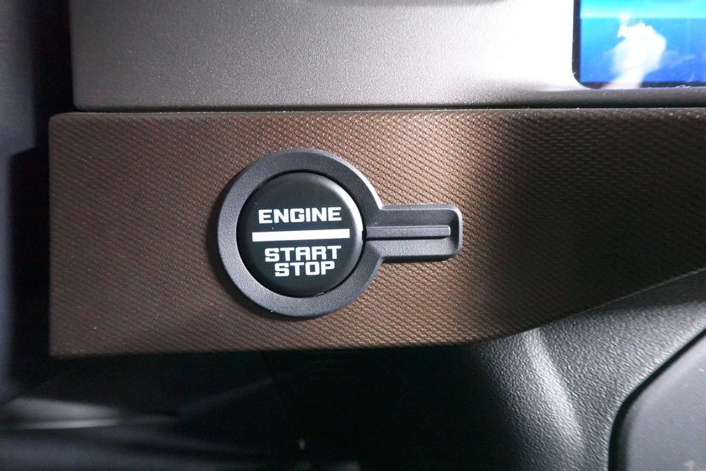 Certified 2023 Ford Bronco Outer Banks w/ Sasquatch Package AWD/4WD image 22