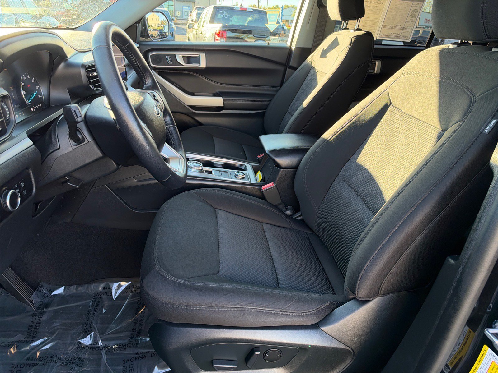 Certified 2023 Ford Explorer XLT AWD/4WD image 6