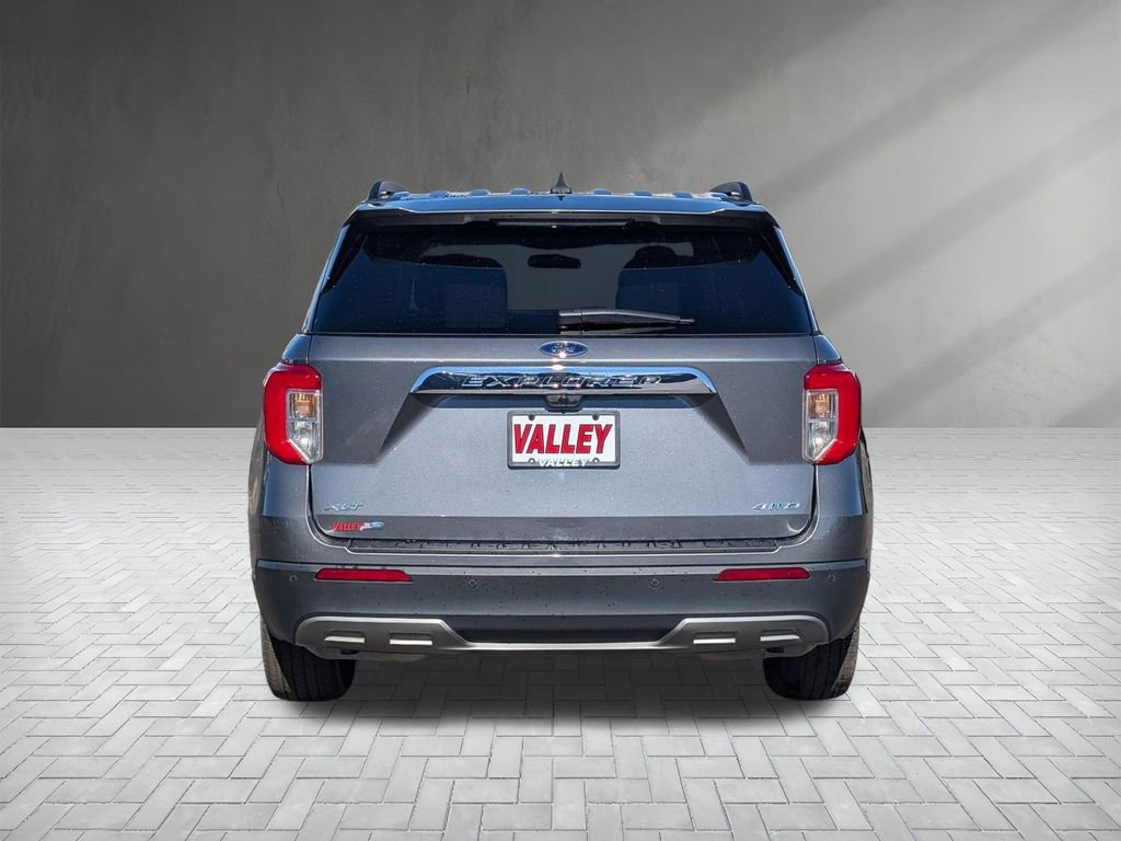 Certified 2021 Ford Explorer XLT w/ Equipment Group 202A image 9