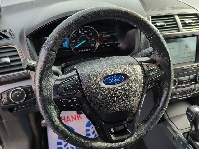 Certified 2018 Ford Explorer XLT w/ Equipment Group 202A image 18