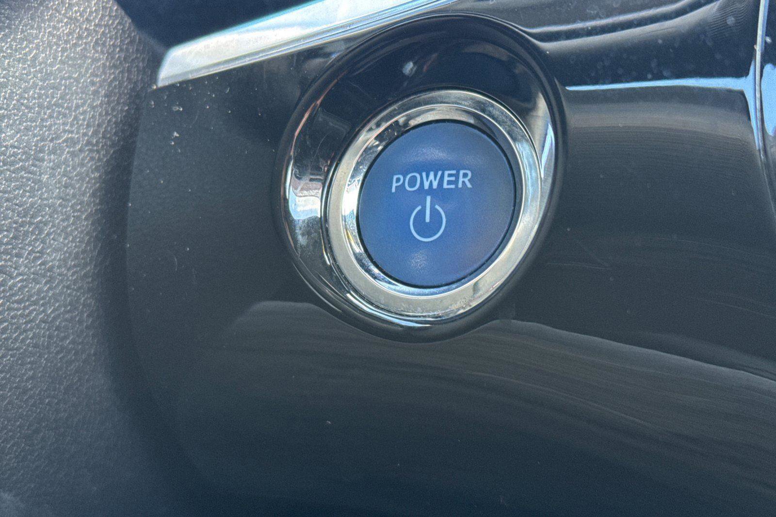 Used 2022 Toyota Prius Prime Limited image 25