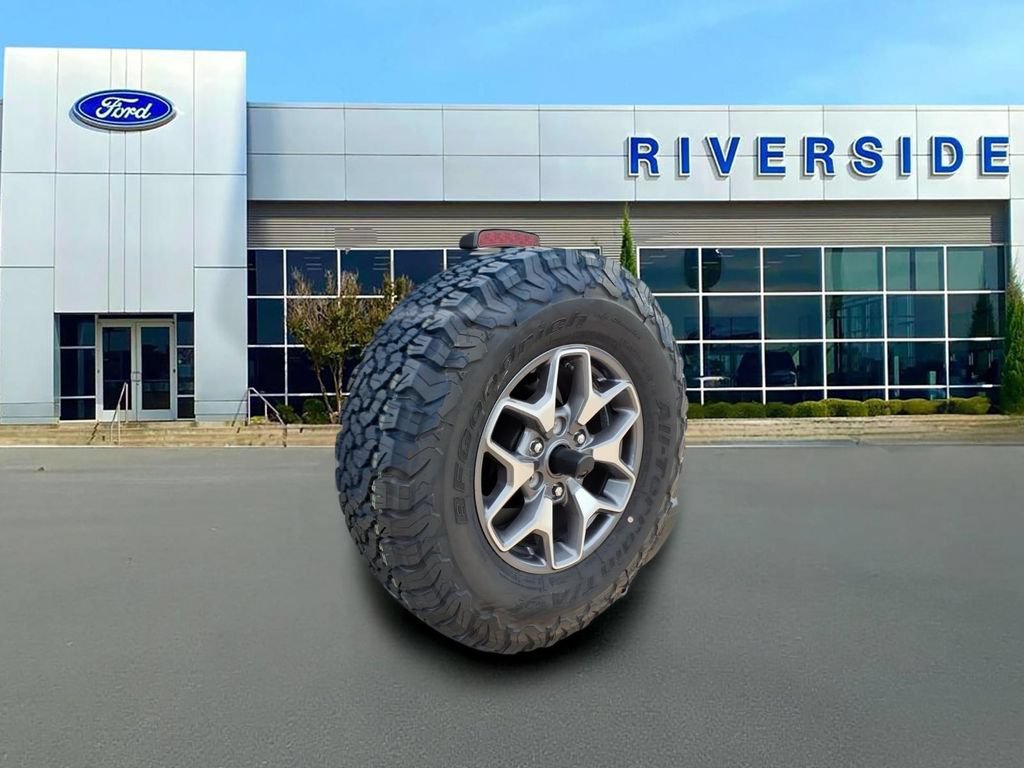 Certified 2025 Ford Bronco Badlands AWD/4WD image 26