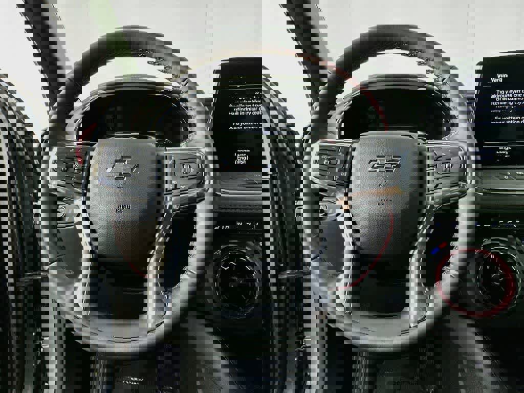 Used 2025 Chevrolet Blazer RS image 19