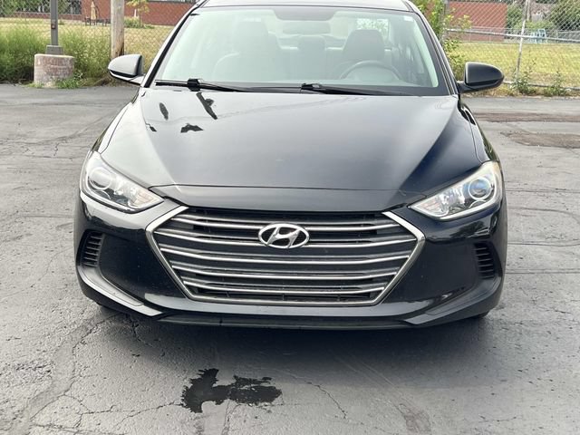 Used 2017 Hyundai Elantra SE FWD image 8
