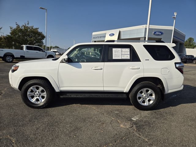 Used 2021 Toyota 4Runner SR5 AWD/4WD image 4