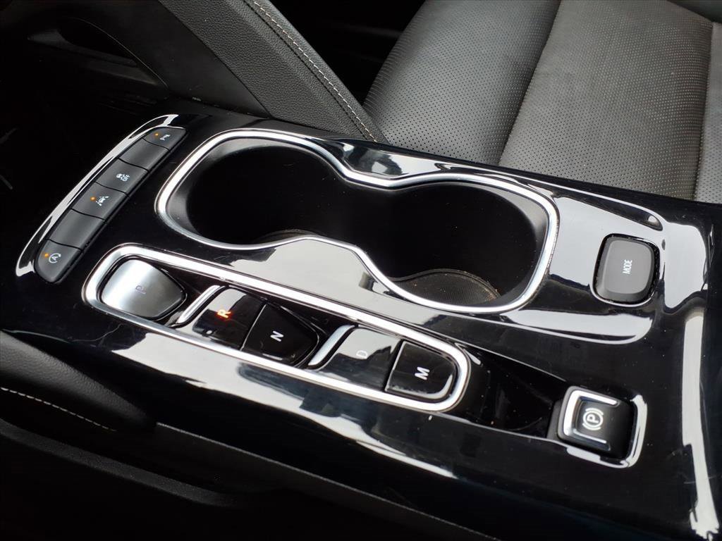 Used 2023 Buick Envision Essence image 18