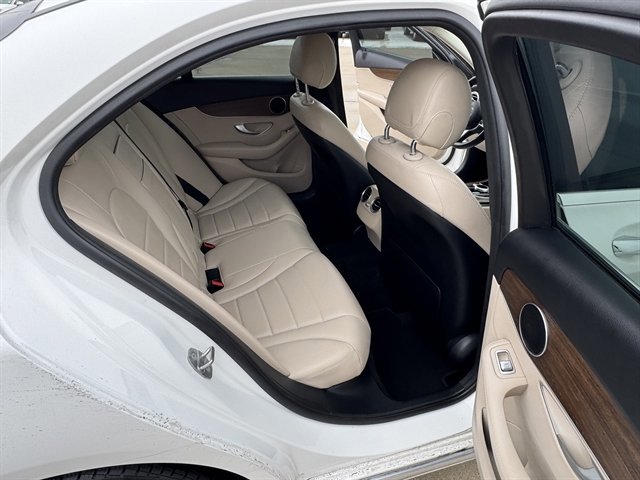 Used 2019 Mercedes-Benz C 300 4MATIC Sedan image 21