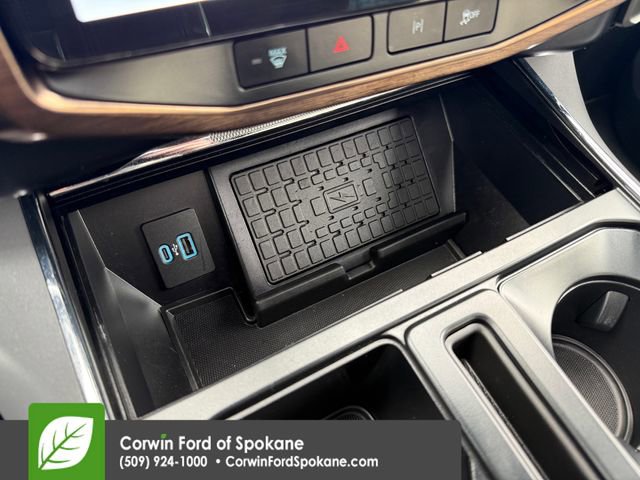 Certified 2024 Ford F150 Lightning Lariat image 31