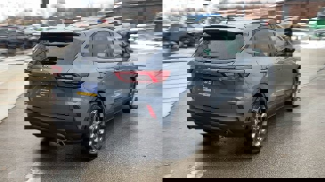 Certified 2025 Ford Escape ST-Line w/ Tech Pack #1 image 9