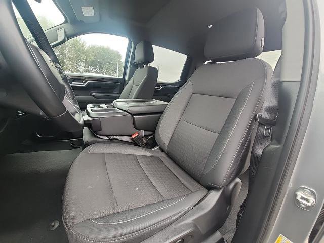Used 2025 Chevrolet Silverado 1500 LT image 8