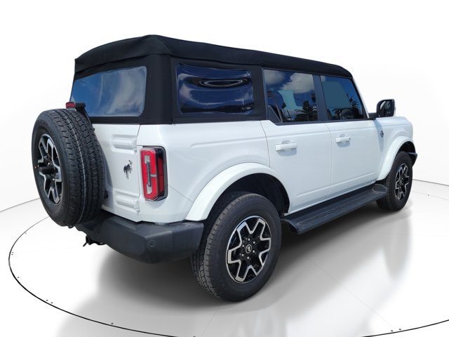 Certified 2025 Ford Bronco Outer Banks AWD/4WD image 4