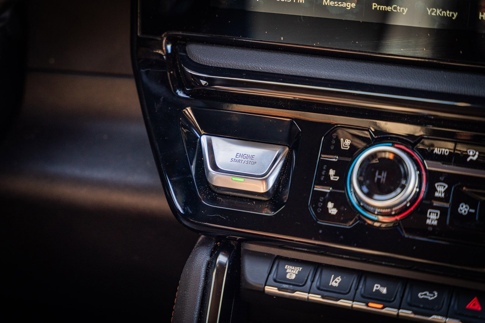 Used 2024 GMC Sierra 2500 AT4 w/ AT4 Premium Plus Package image 42