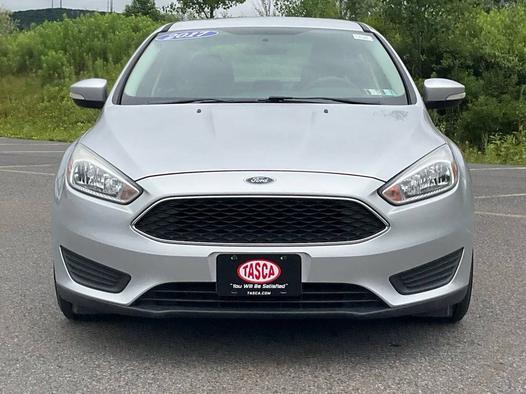 Certified 2017 Ford Focus SE FWD image 29