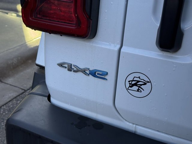 Used 2023 Jeep Wrangler Unlimited Sahara w/ Cold Weather Group image 40