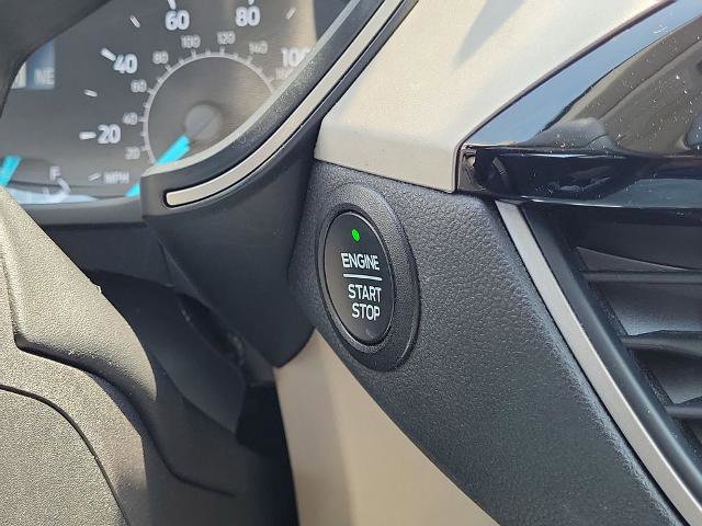 Certified 2022 Ford Escape SE w/ Cold Weather Package AWD/4WD image 34
