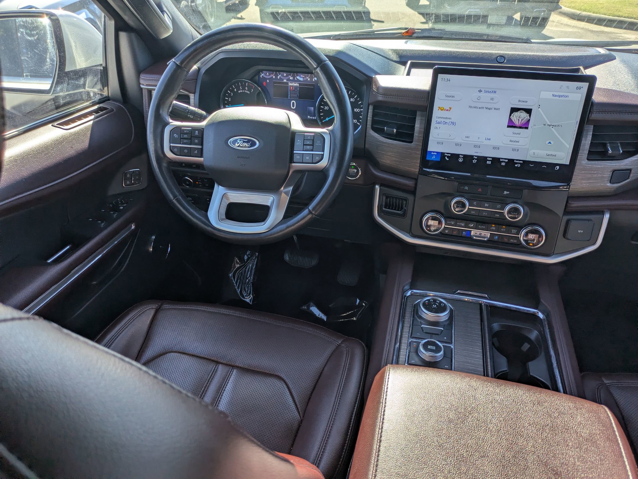 Certified 2023 Ford Expedition Limited image 30