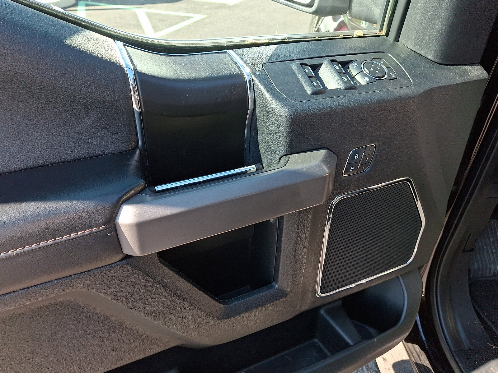 Certified 2019 Ford F150 Platinum AWD/4WD image 13