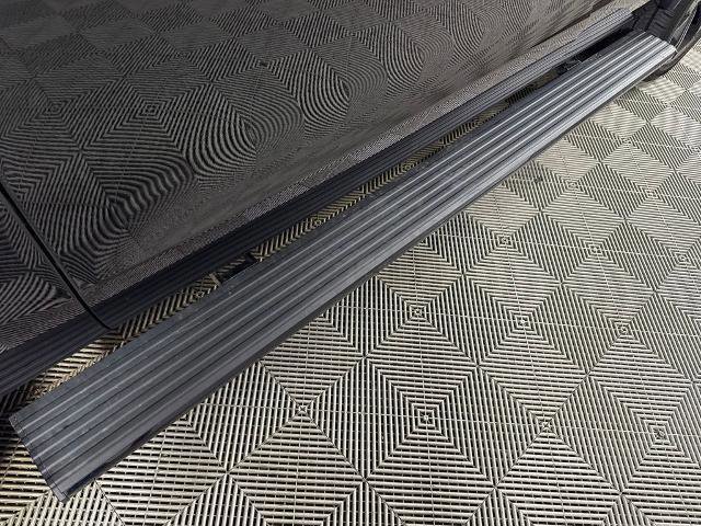 Certified 2024 Ford Expedition Limited image 16