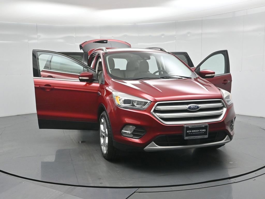 Certified 2019 Ford Escape Titanium image 54