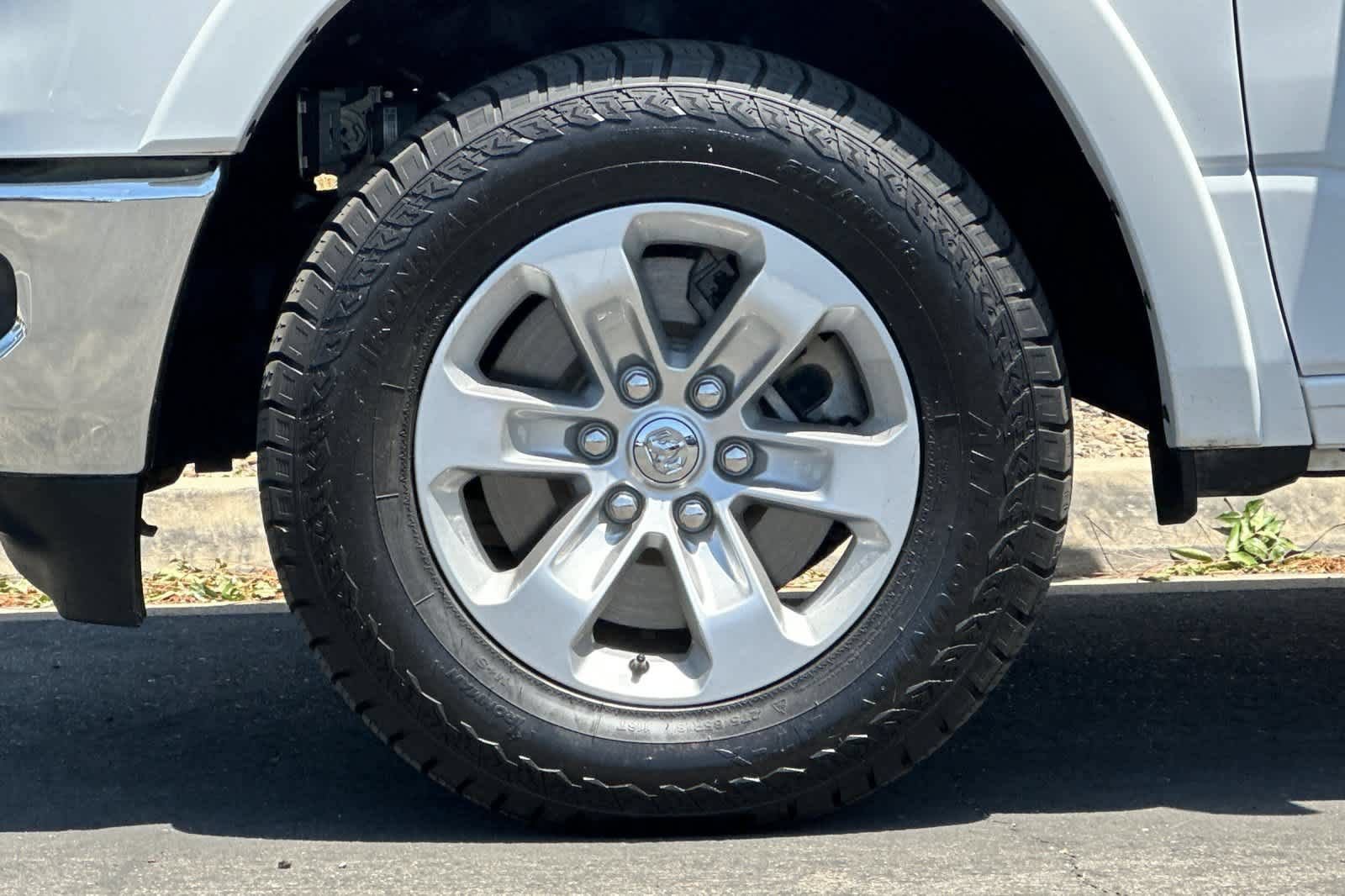 Used 2022 RAM 1500 Laramie AWD/4WD image 26