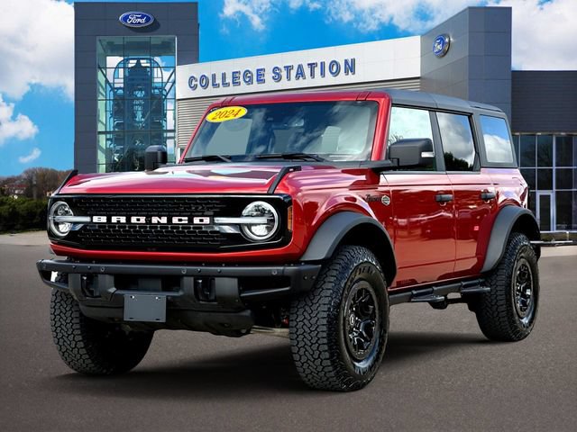Certified 2024 Ford Bronco Wildtrak AWD/4WD image 2