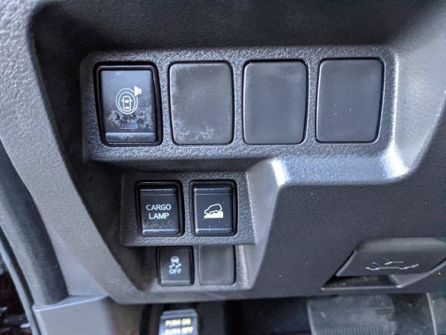 Used 2024 Nissan Frontier SV w/ Technology Package AWD/4WD image 13
