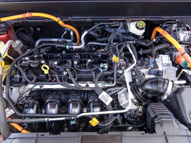 Certified 2024 Ford Maverick XLT FWD image 31