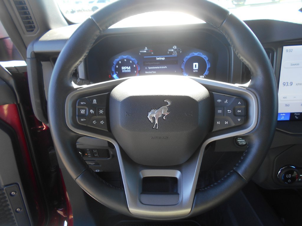 Certified 2025 Ford Bronco Badlands AWD/4WD image 16
