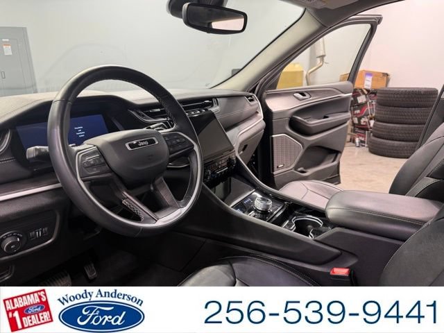 Used 2022 Jeep Grand Cherokee L Limited w/ Trailer Tow Group (B) AWD/4WD image 9