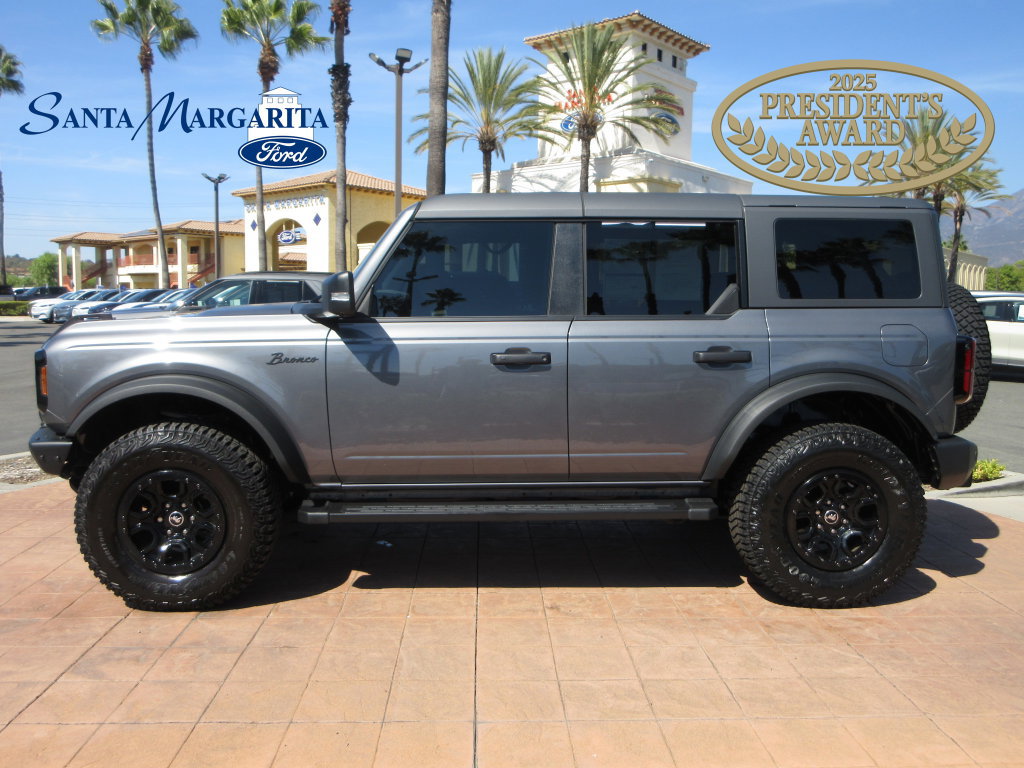 Certified 2023 Ford Bronco Wildtrak AWD/4WD image 1