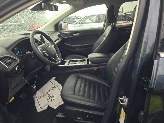 Certified 2024 Ford Edge SEL w/ Convenience Package AWD/4WD image 3