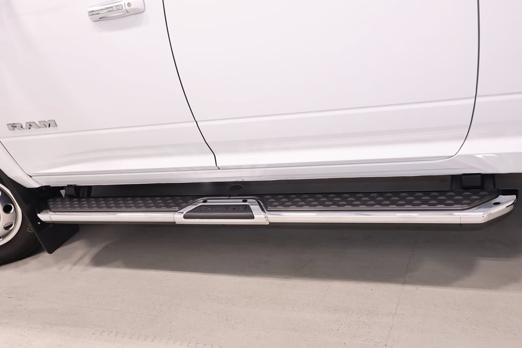 Used 2022 RAM 3500 Laramie AWD/4WD image 45