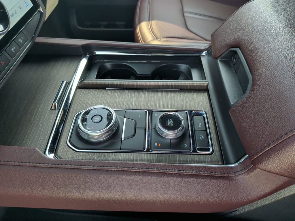 Certified 2024 Ford Expedition Limited AWD/4WD image 21