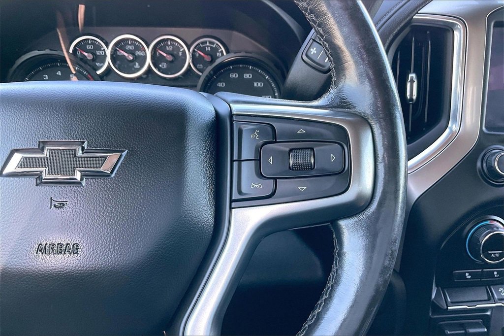 Used 2021 Chevrolet Silverado 1500 LT Trail Boss w/ Convenience Package II image 11