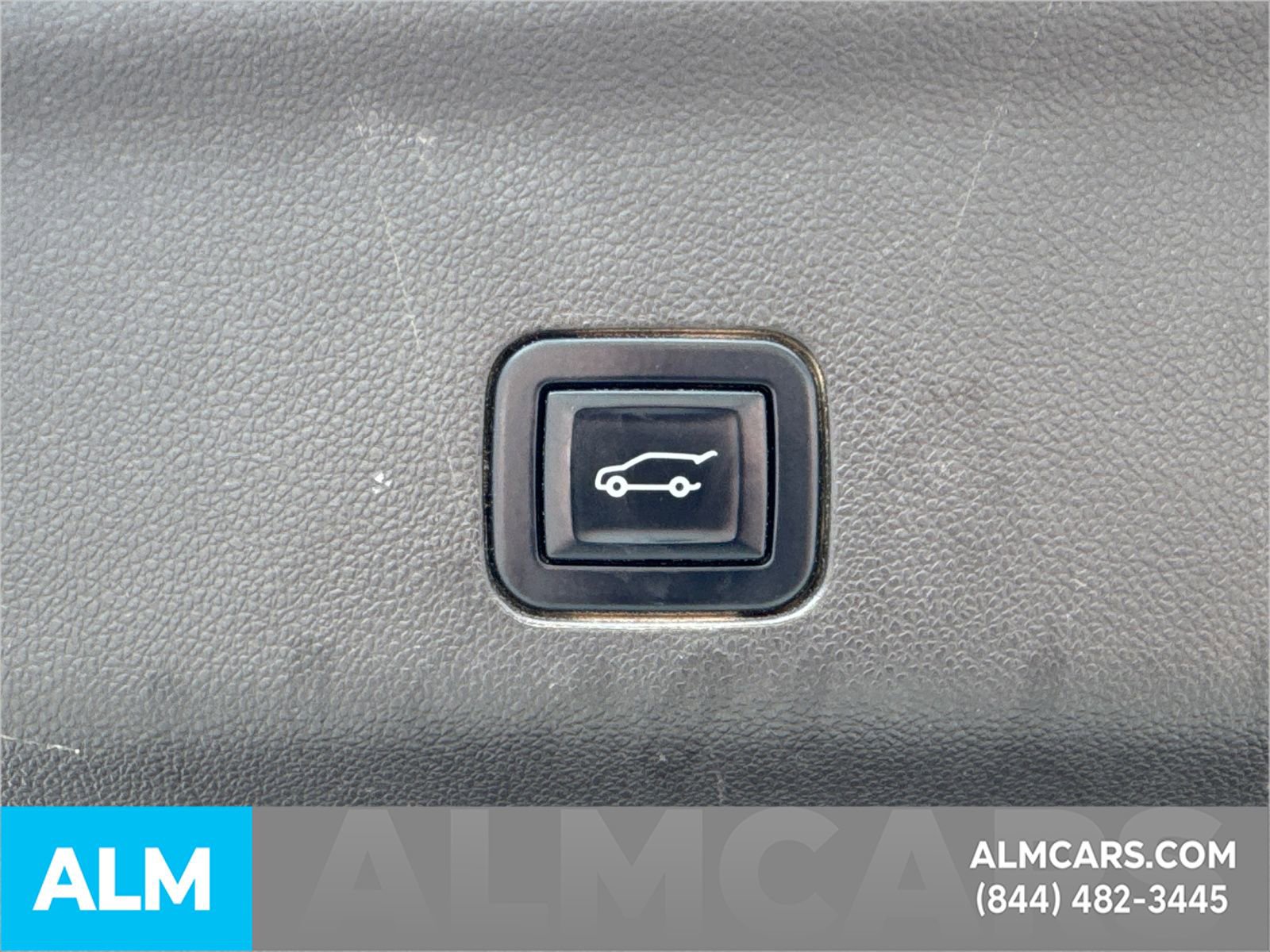 Used 2022 Chevrolet Suburban Z71 w/ Z71 Off-Road Package image 22