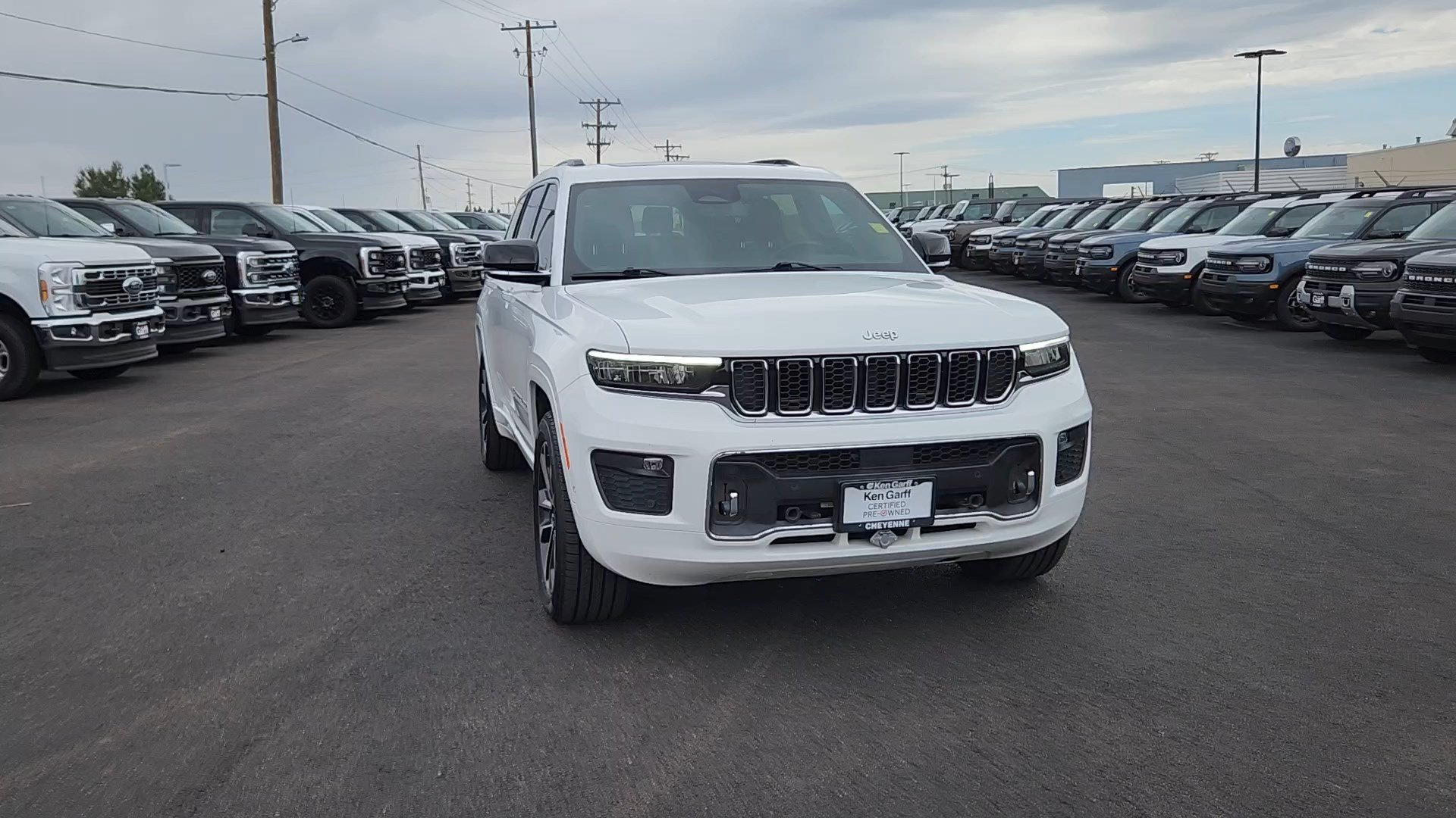 Used 2022 Jeep Grand Cherokee L Overland AWD/4WD image 4