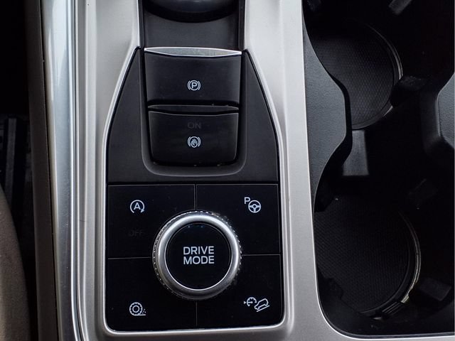 Certified 2020 Ford Explorer Platinum w/ Premium Technology Package AWD/4WD image 19
