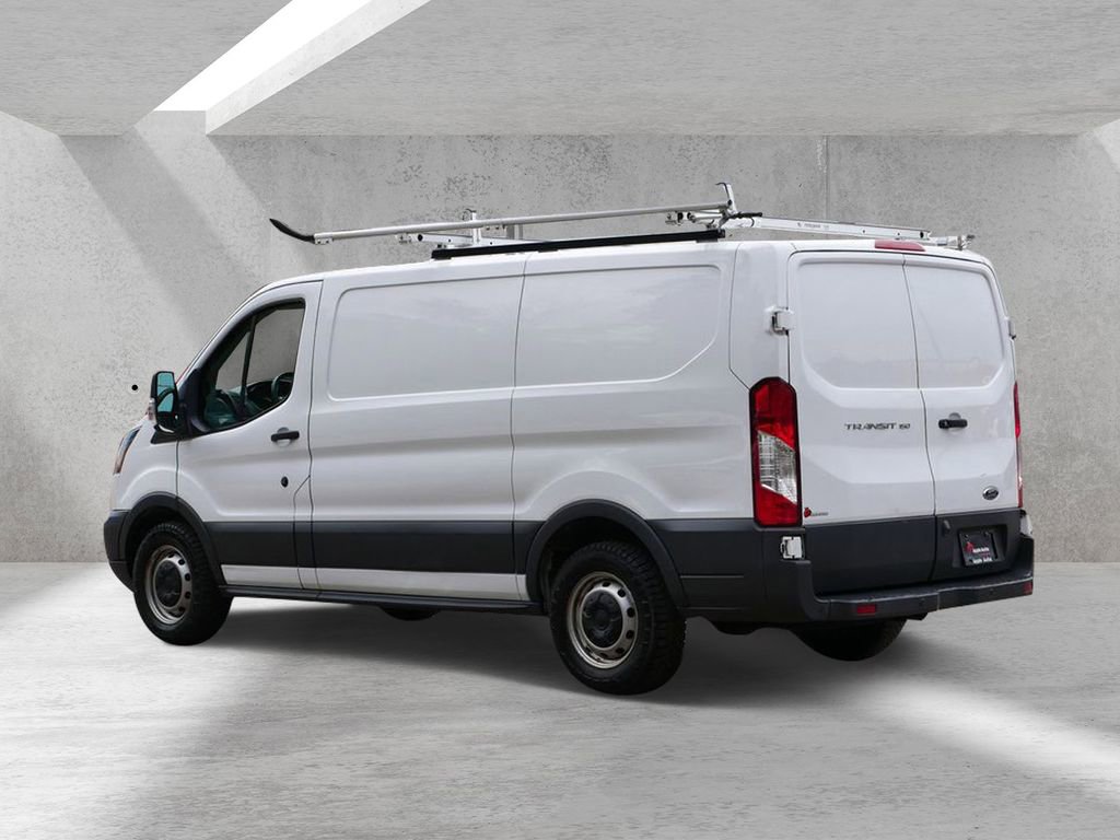 Certified 2018 Ford Transit 150 130 Low Roof w/ Interior Upgrade Package RWD image 4