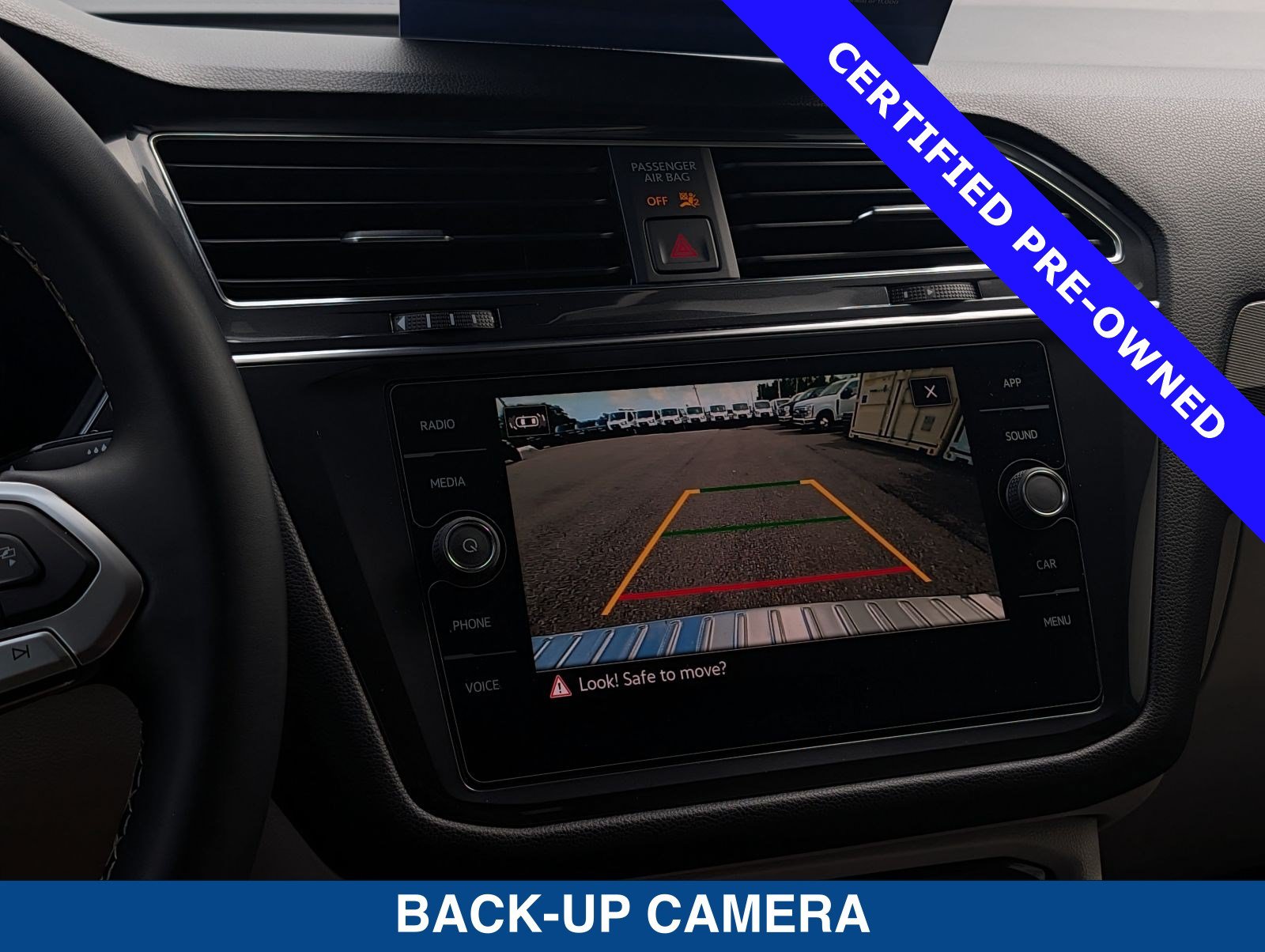 Used 2022 Volkswagen Tiguan SE FWD image 30
