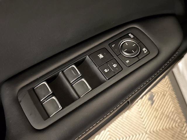 Used 2022 Lexus RX 350L FWD w/ Premium Package image 12