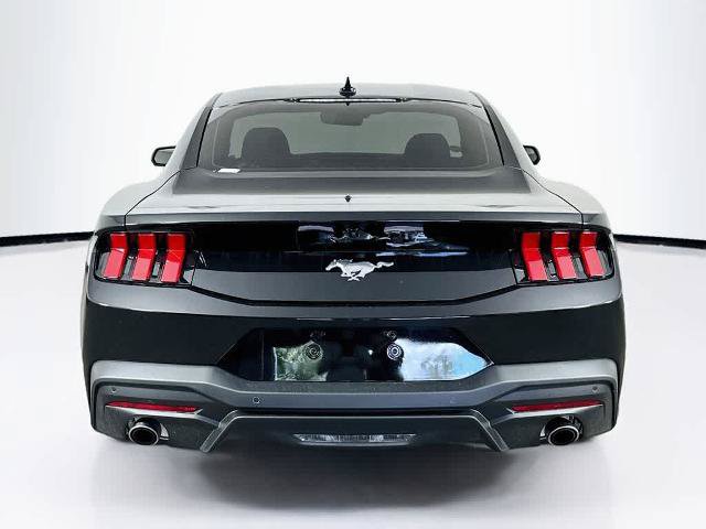 Certified 2024 Ford Mustang Coupe RWD image 5