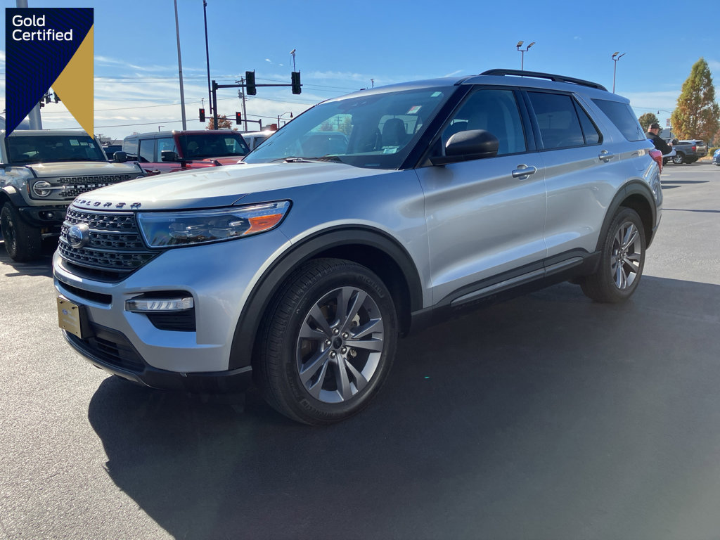 Certified 2021 Ford Explorer XLT w/ Equipment Group 202A image 1