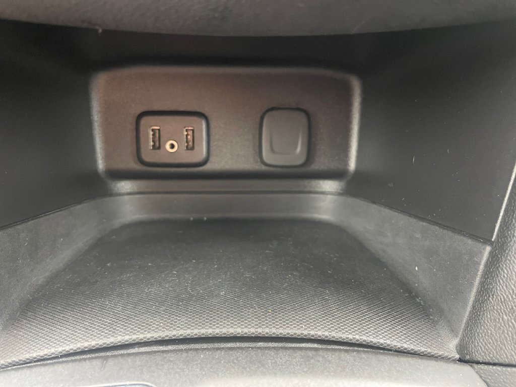 Used 2018 Chevrolet Equinox LT AWD/4WD image 40