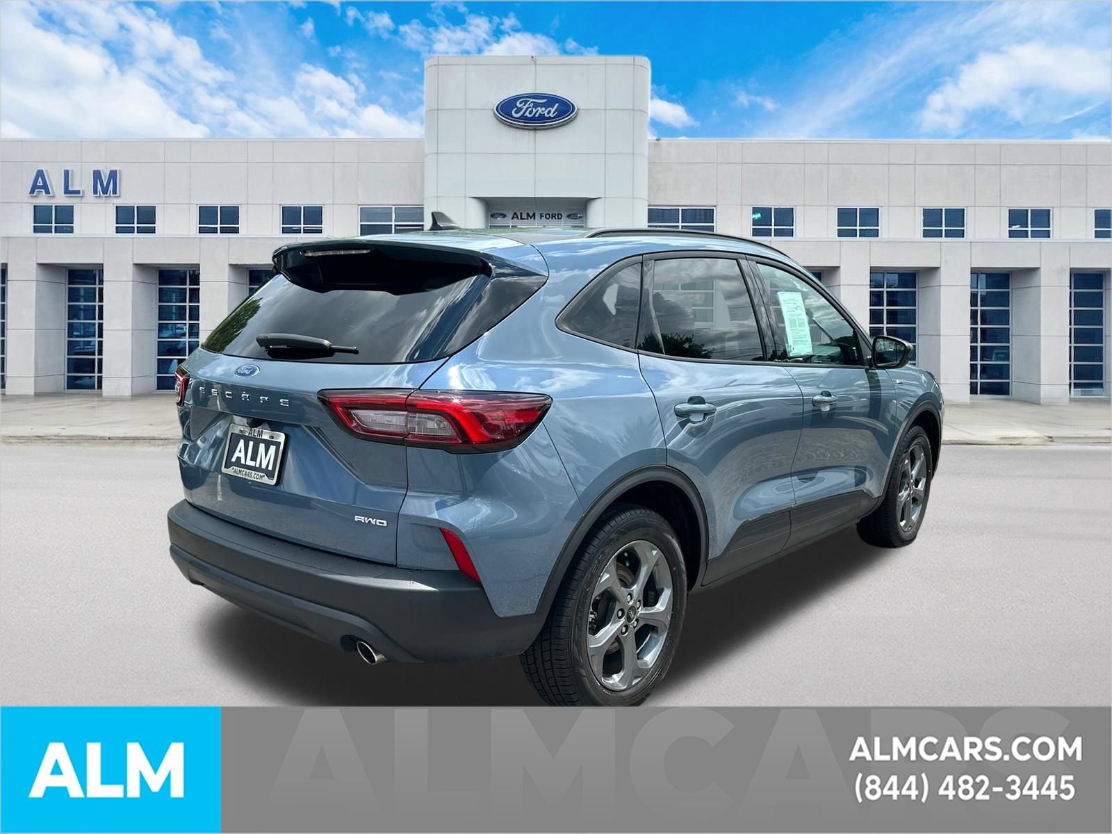 Certified 2025 Ford Escape ST-Line Select AWD/4WD image 5