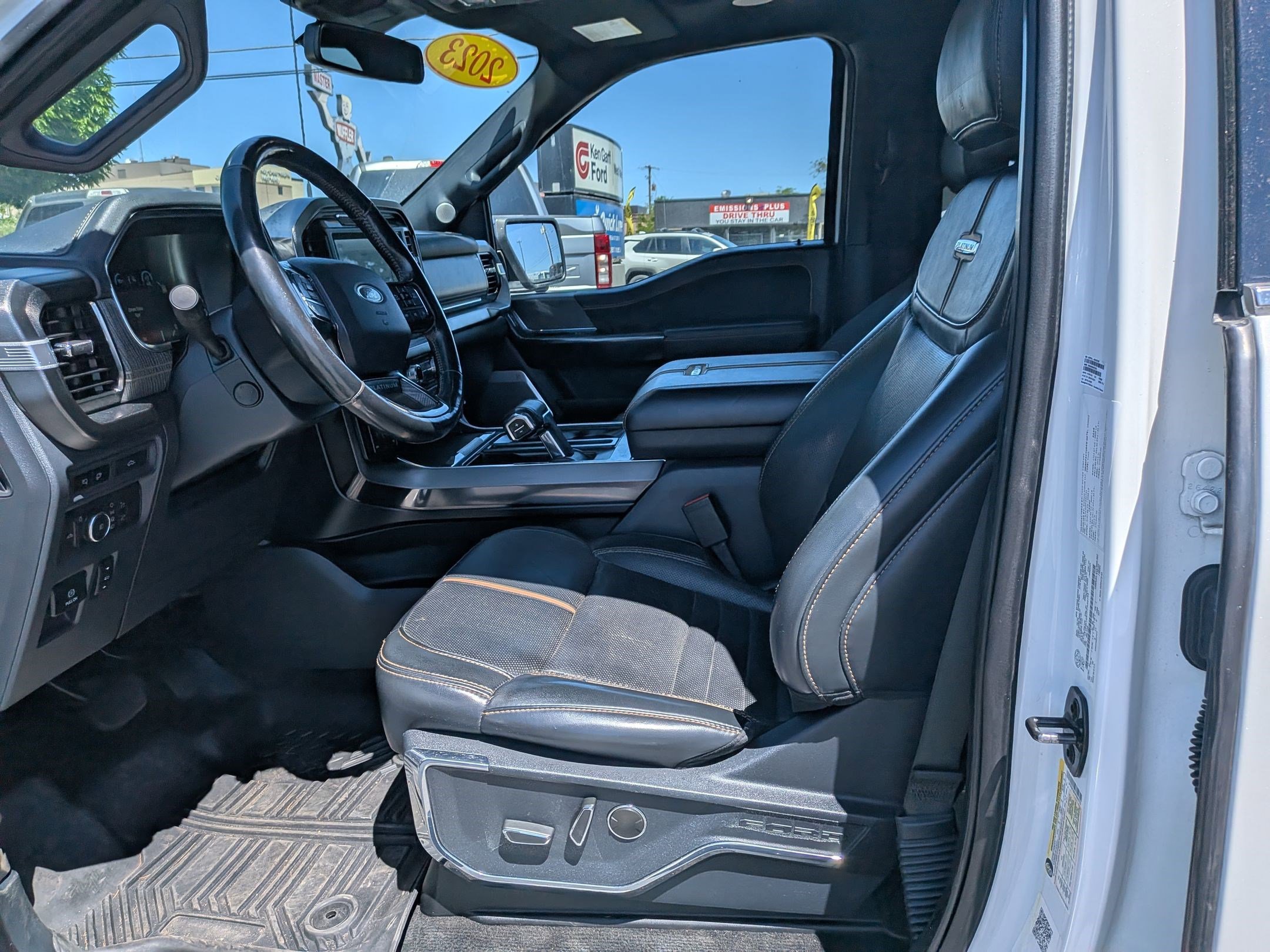 Certified 2023 Ford F150 Platinum w/ FX4 Off-Road Package AWD/4WD image 29
