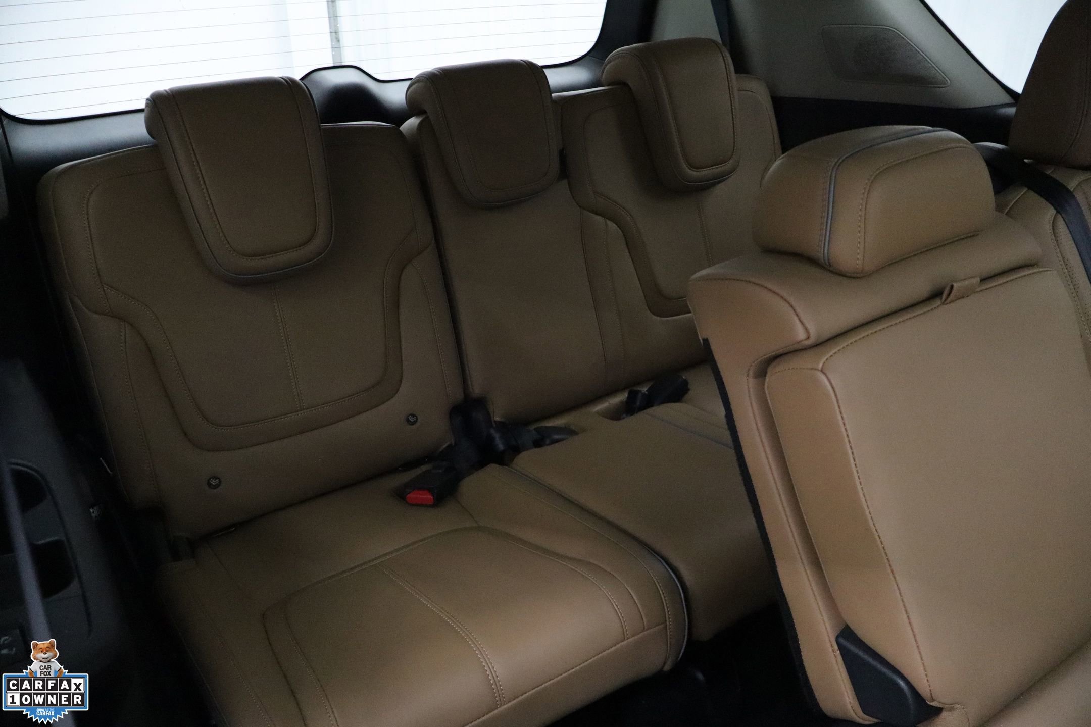 Used 2025 INFINITI QX80 Sensory image 30