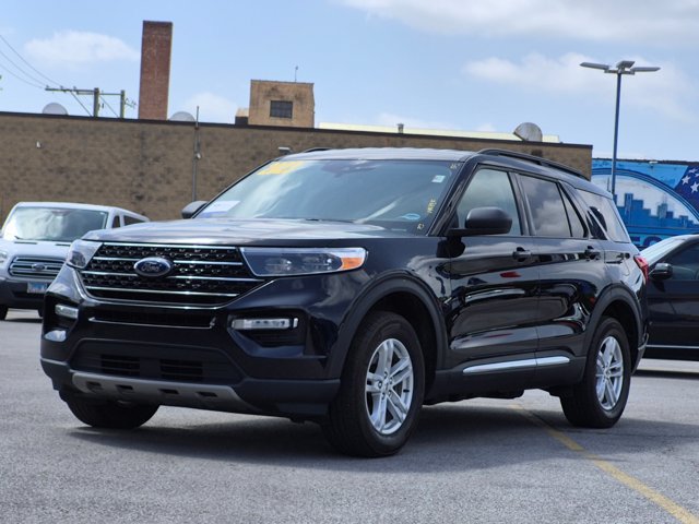 Certified 2023 Ford Explorer XLT w/ Equipment Group 202A AWD/4WD image 10