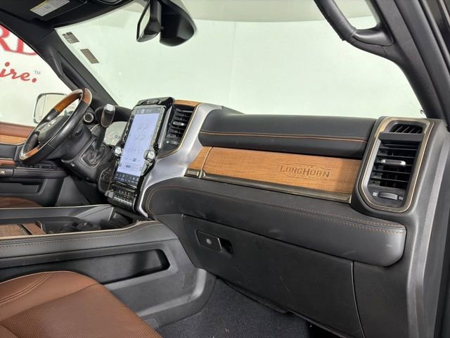 Used 2022 RAM 2500 Limited AWD/4WD image 17