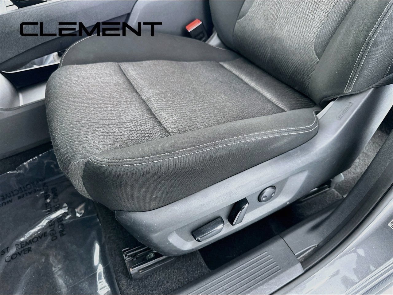 Used 2024 Nissan Rogue SV AWD/4WD image 27